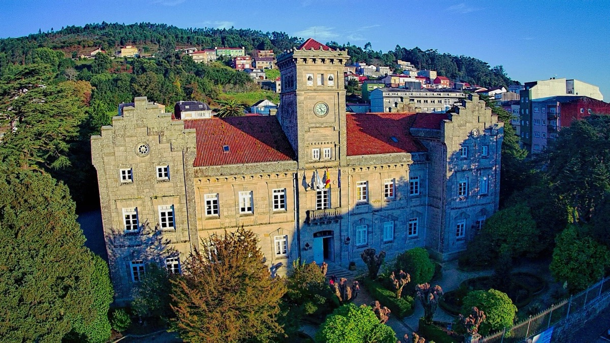 The Instituto Fernando Blanco de Lema at Cee
